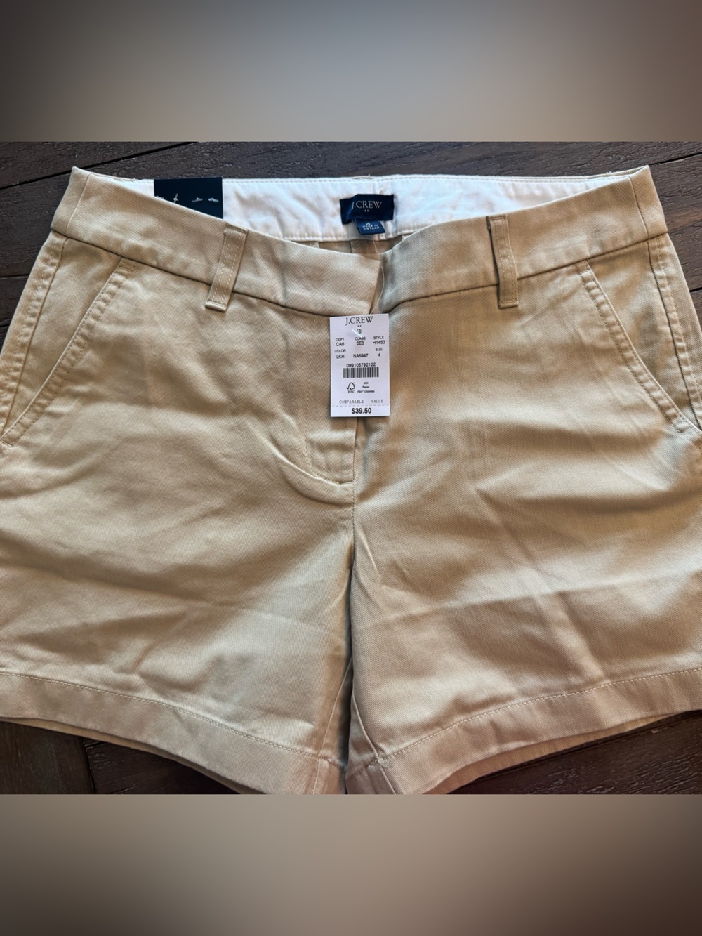 NWT J Crew 5” Khaki Shorts Size 4 - Picture 5 of 7